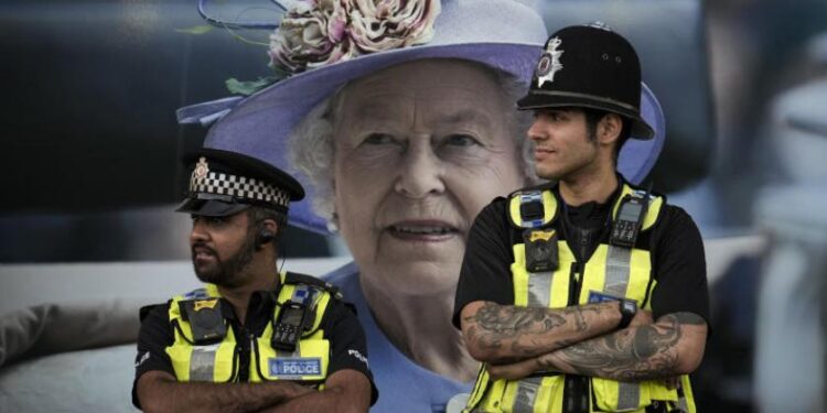 لـــنـدن تتأهب لأكبر مهمة تأمين في جنازة الملكة إليزابيث