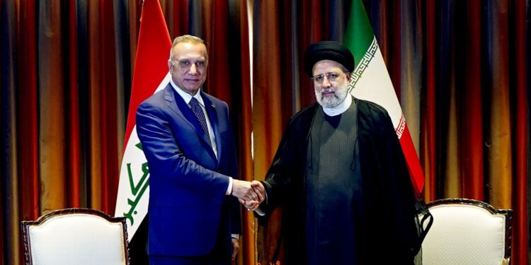 السيد الكاظمي يلتقي رئيس    إبراهيم رئيسي في نيويورك