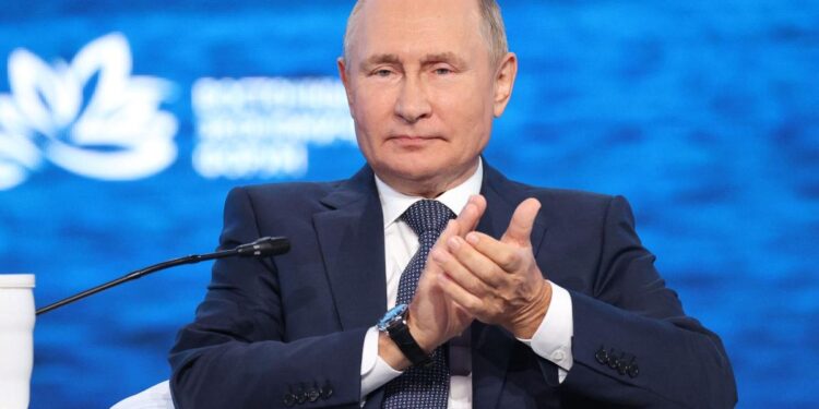 بوتين .. عزل روسيا مستحيـــــل والعقوبات تهدد العالم بأسره