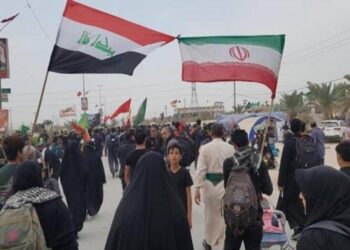 نائب يدعو إلى فرض رسوم مالية على الزوار الإيرانيين