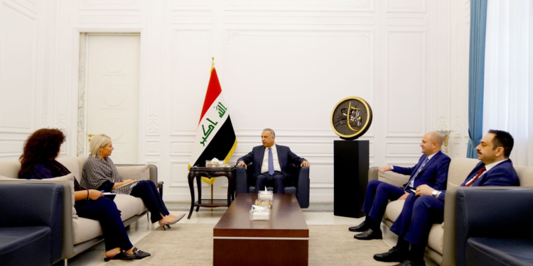 السيد الكاظمي يستقبل الممثلة الخاصة للأمين العام للأمم المتحدة في العراق