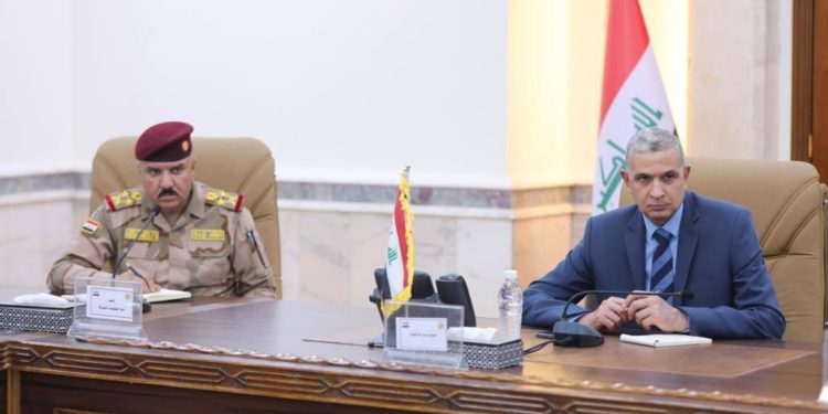 الغانمي والشمري يترأسان اجتماعاً أمنياً تخص خطط تأمين زيارة الأربعين￼