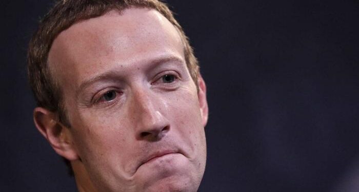 مؤسس فيس بوك خـــارج قائمة (أغنى 10 أشخاص في أمريكا)