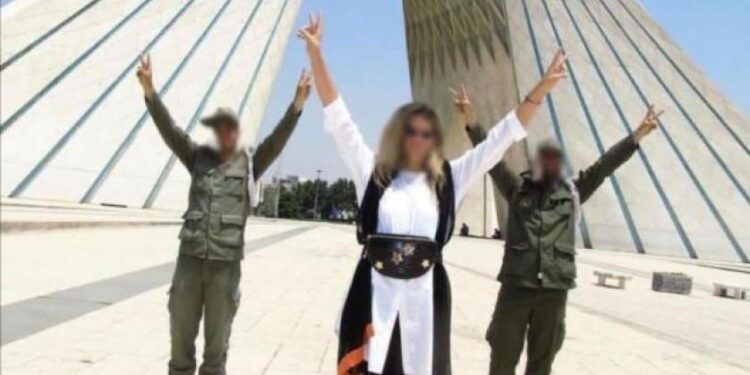 الاحتجاجات الإيرانية مستمرة والشرطة تهدد باستخدام “كـل القـوة”