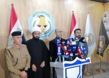 محافظ النجف يعلن عن خطة من 3 محاور ويوجه رسالة لزائري الأربعينية