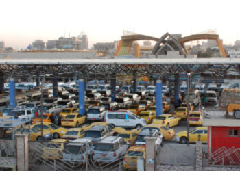 عبوة ناسفة تستهدف معرضا لبيع السيارات في بغداد