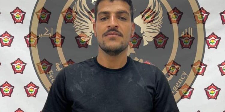 القبض على المتهم الهارب من موقف مديرية الاستخبارات في بغداد