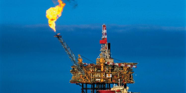 انخفاض أسعار النفط في الصين مع تجدد قيود كورونا