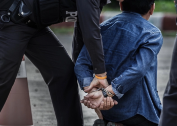 خطأ مطبعي عرّض سائحاً للسجن عامين  ,, قصته بدأت بخلافٍ على 2 $ مع سائق سيارة أجرة