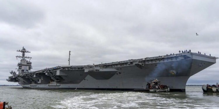 حاملة الطائرات الأميركية “جيرالد فورد” تدخل الخدمة
