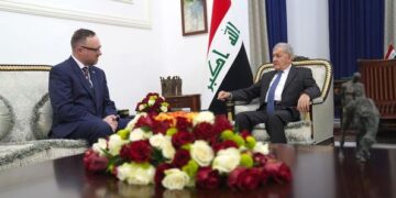 رئيس الجمهورية يستقبل رئيس فريق التحقيق الأممي حول جرائم داعش ( يونيتاد)