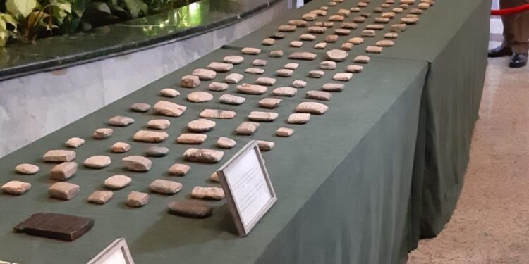 وزارة الثقافة تحصي عدد القطع الاثرية المستردة من خارج العراق