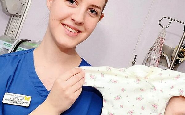 حقنت الأطفال بـ(الهواء والأنسولين)… قتلت 7 وحاولت قتل آخرين