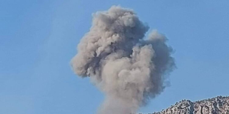 استهداف احدى قرى دهوك بقصف مكثف