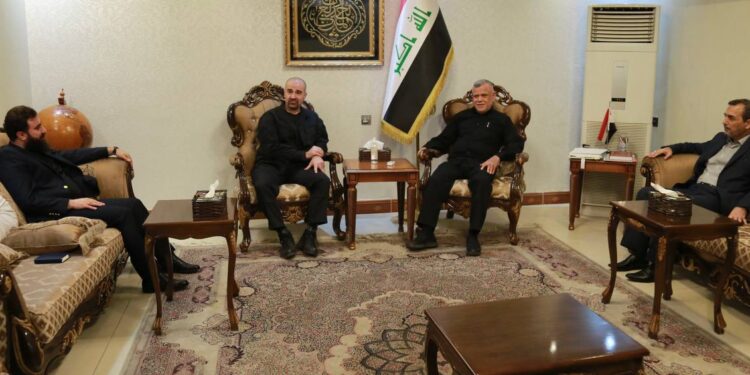 العامري وطالباني يناقشان تشكيل الحكومة