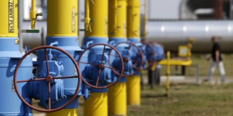 الاتحاد الأوروبي يعلن عن استعداده لشراء المزيد من الغاز الجزائري