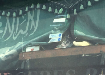 ضبط شاحنة بداخلها أعلام سعودية وصور لصدام حسين في منطقة جميلة شرقي بغداد