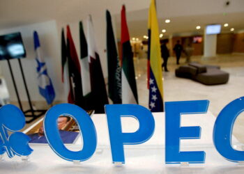 أوبـــك+ تبحث خفض إنتاج النفط