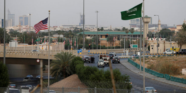 ملفان (يعقدان) العلاقات الأميركية السعودية