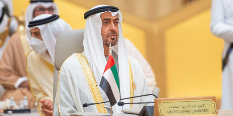 محمد بن زايد يــلتــقي بوتين في روسيا غدا