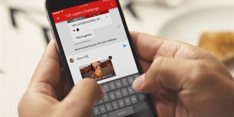 الدردشة مع شخص غريب تزيدك سعادة حسب دراسة حديثة