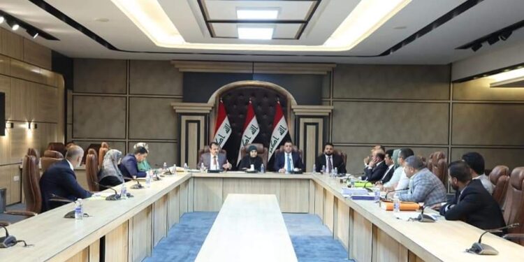 اجتماع بين (المالية النيابية والكادر المتقدم لوزارة التعليم) ,, الاتفاق على 4 نقاط