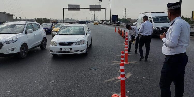 وزير الداخلية يأمر المرور العامة بشطرطريق لغرض تخفيف الكثافة المرورية