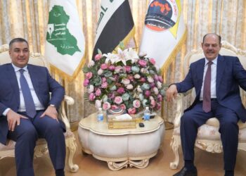 محافظ البنك المركزي يزور نقابة الصحفيين العراقيين