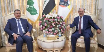 محافظ البنك المركزي يزور نقابة الصحفيين العراقيين