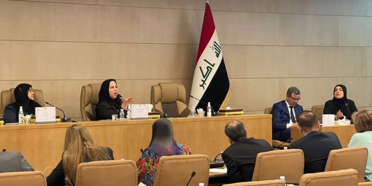 النزاهة النيابية تستضيف الكادر المتقدم بالمالية حول سرقة أموال الضرائب