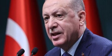توقيف 543 متهما بالارتباط بشبكة الانقلاب في تركيا