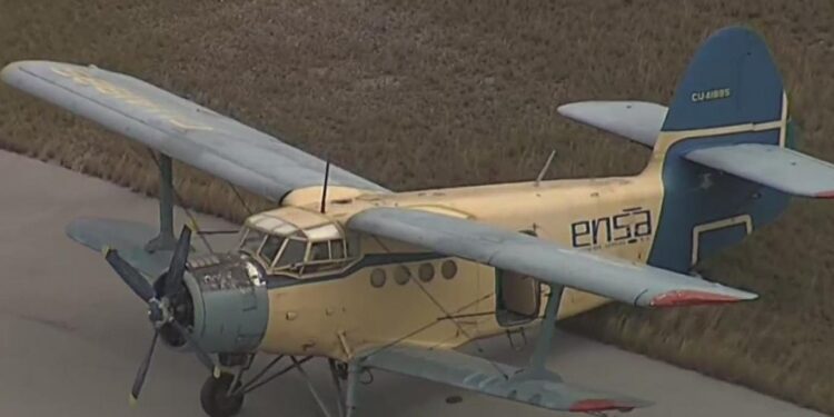 هروب طيار كوبي لأميريكا بطائرة روسية الصنع