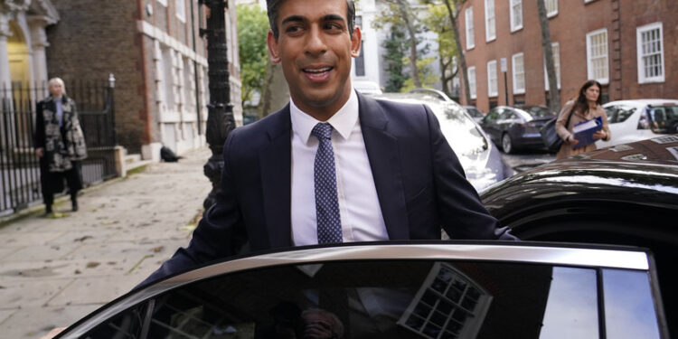 ريشي سوناك زعيماً لحزب المحافظين ورئيساً لوزراء بريطانيا