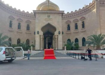 استعدادات في قصر السلام لتوقيع استلام رئيس الجمهورية القصر الرئاسي