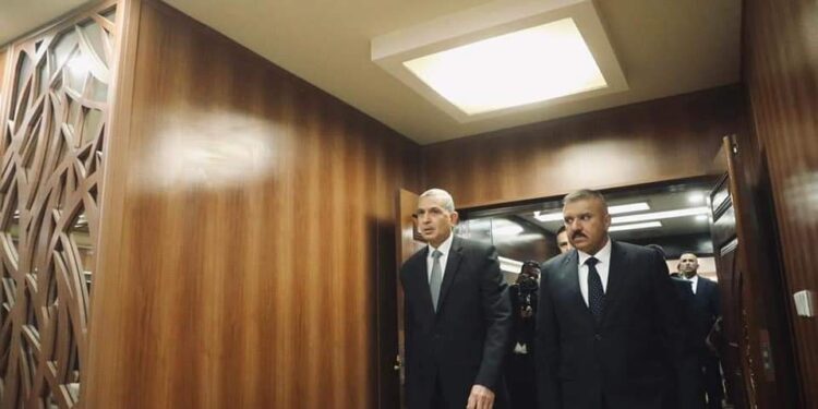 مراسم استقبال رسمية لوزير الداخلية السيد عبد الامير الشمري في مقر وزارة الداخلية