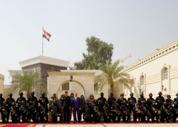 السيد الكاظمي يزور مقر جهاز مكافحة الإرهاب