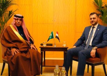رئيس الجهاز التنفيذي لهيئة الاعلام والاتصالات يلتقي وزير الإعلام السعودي