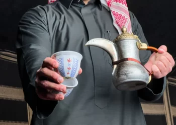 (الهيف و الكيف) … قصة ترحاب برائحة القهوة