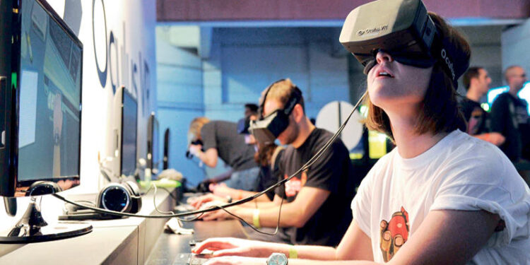 تطوير تقنية تمكــن مستخدمي الواقع الافتراضي من الشـــم