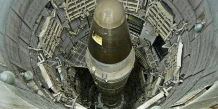 رسالة نووية من امريكا إلى كوريا الشمالية