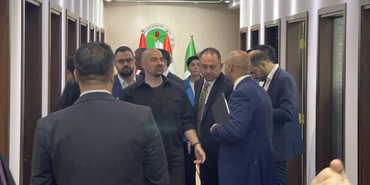 وصول بافل طالباني داخل مبنى البرلمان + صور