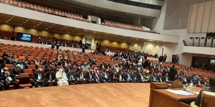 تغطية مصورة من داخل البرلمان قبل انعاقاد الجلسة