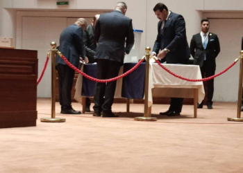 بدء عملية العد والفرز لاختيار رئيس الجمهورية  – عدد الموقعين 277