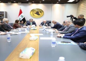 المندلاوي يترأس اجتماعاً نيابيا بحضور وزير الخارجية