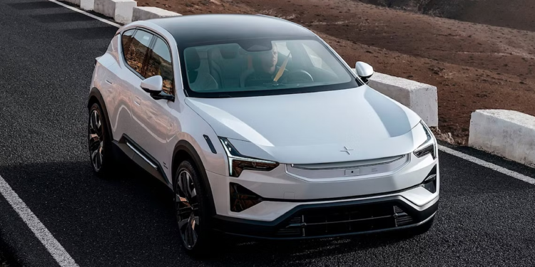 “بوليستار” تطلق سيارتها الرياضية متعددة الاستخدامات بميزات فائقة