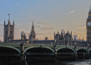 بريطانيا تستعد استقبـــال أعداد جديدة من المهاجرين