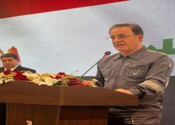 وزير الكهرباء يفتتح محطة توليد كهرباء عكاز الغازية في الانبار