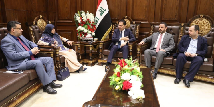 المندلاوي يناقش مع الوقف السني وضع الديوان بالمرحلة المقبلة وسبل تطويره