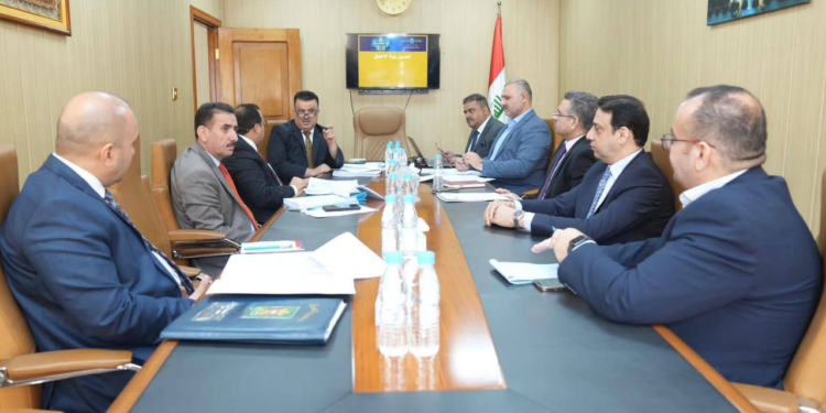 اجتماع خاص بمناقشة ملف تحسين بيئة الأعمال في العراق