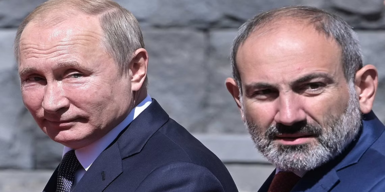 قمة (أرمينية أذرية روسية) في سوتشي الأسبوع المقبل